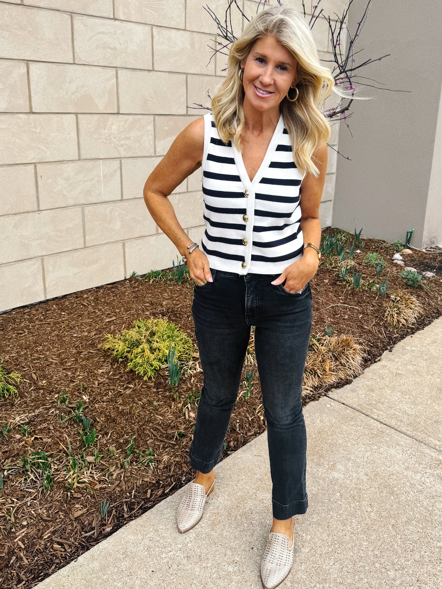 North Bay vest