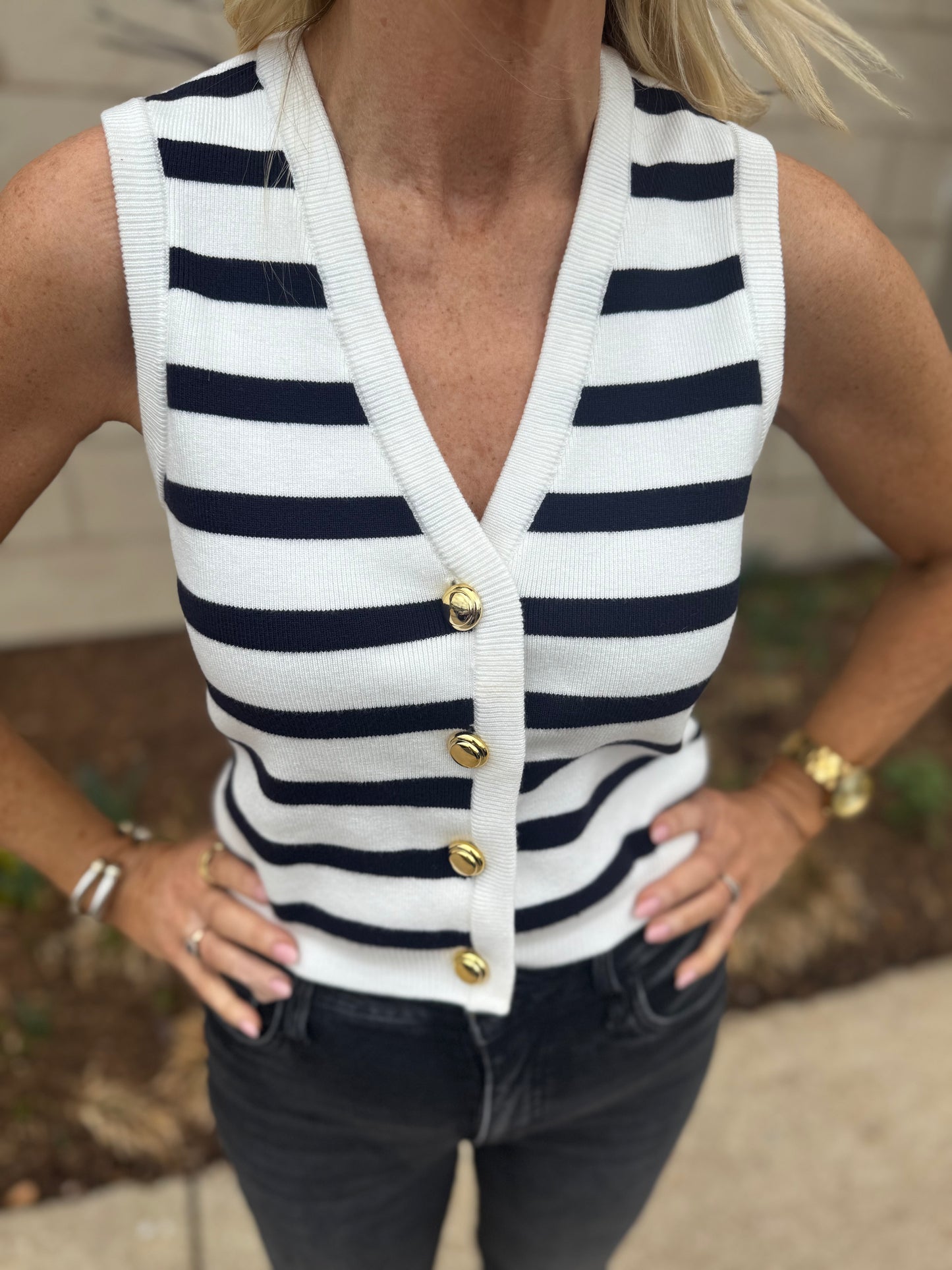 North Bay vest