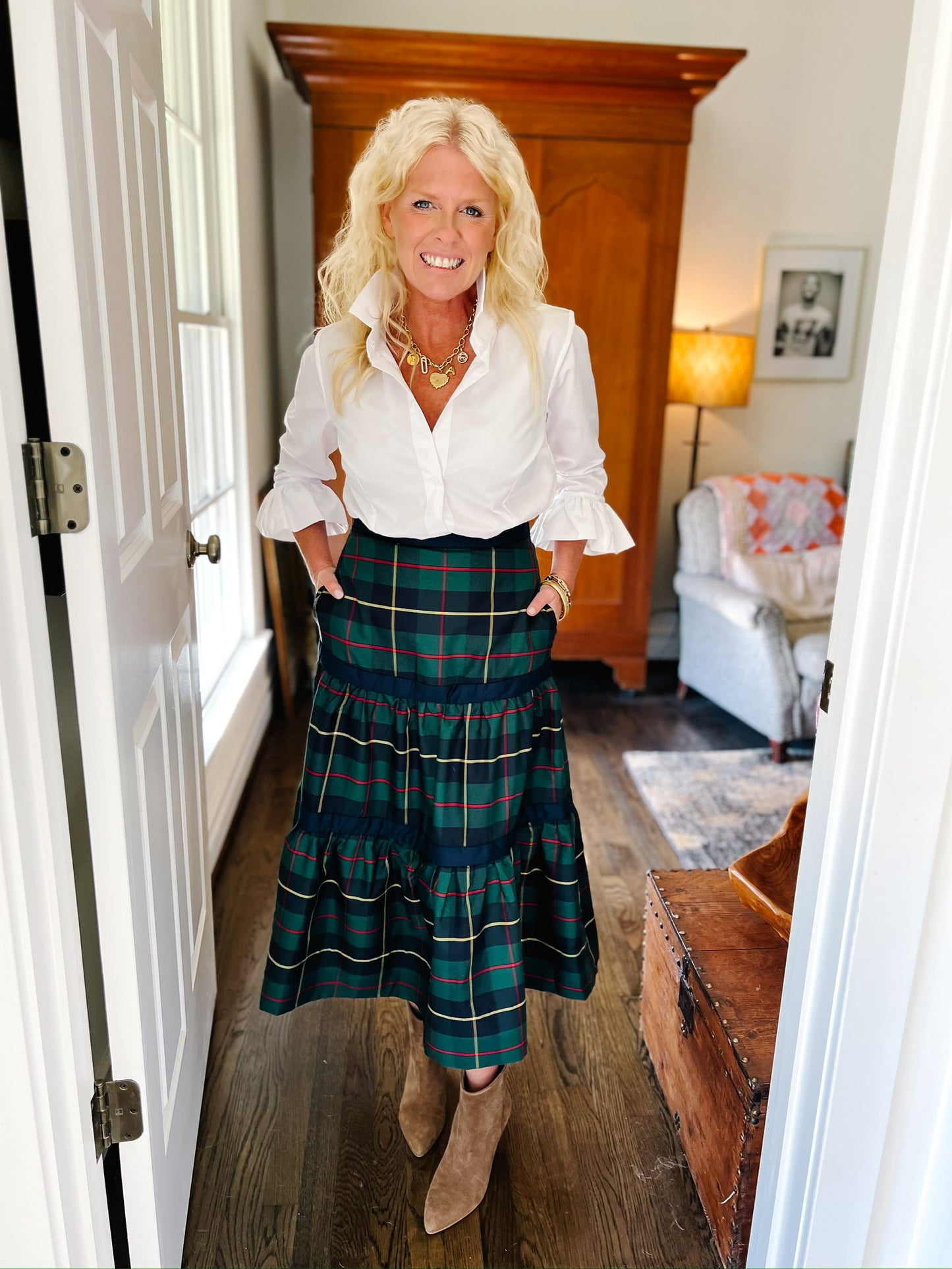 The Queen of White Collar